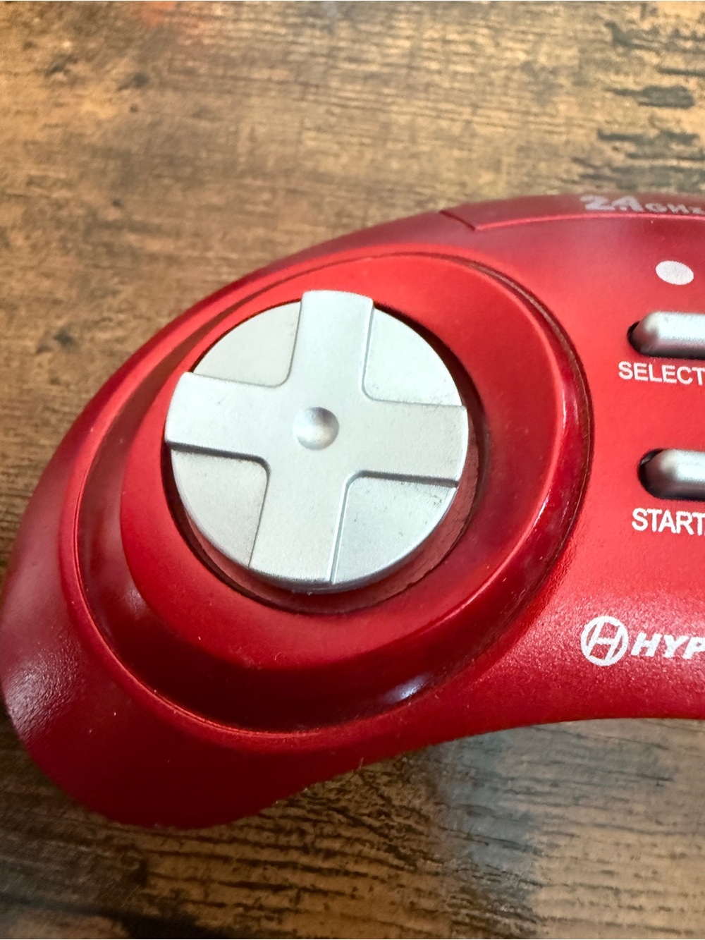 Red Hyperkin retron 3 wireless controller - Picture 2 of 8